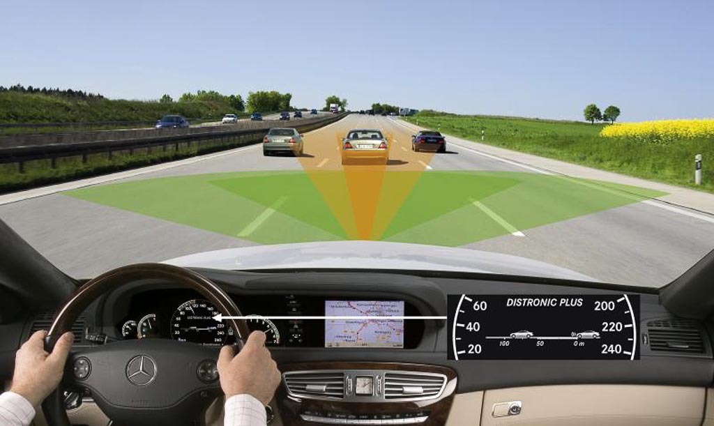 Adaptive cruise control radar illlustration (Mercedes)