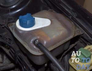 Расширительный бачок