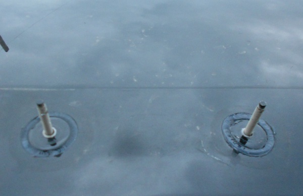 Протекание воды через рейлинги Renault Duster