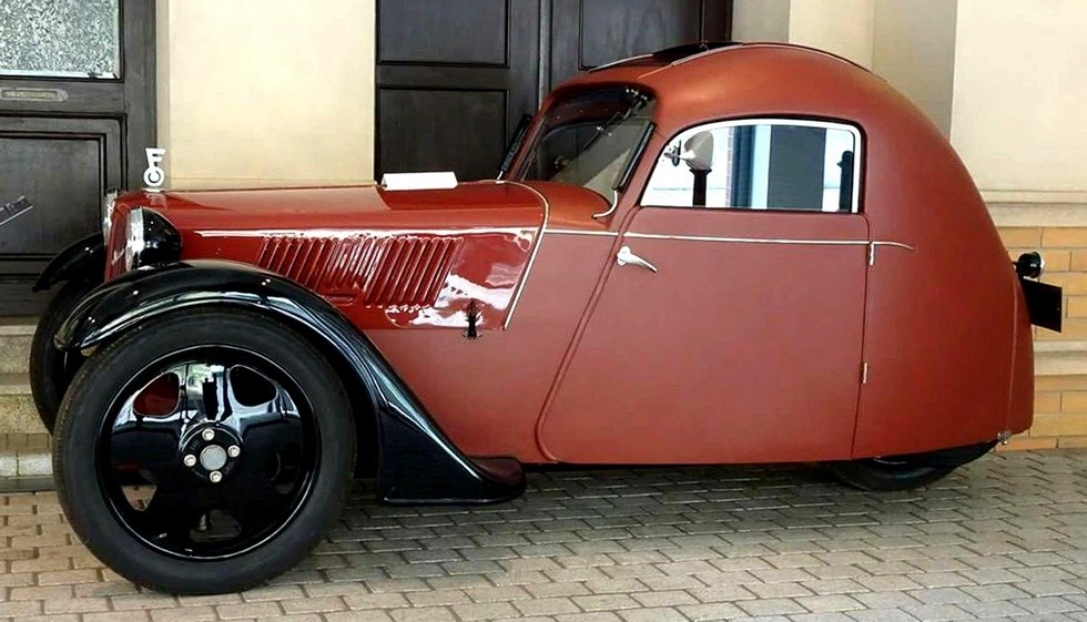 Переднеприводная трехоска Framo Stromer с 200-кубовым двигателем в шесть сил, весившая 320 кг. 1933 год