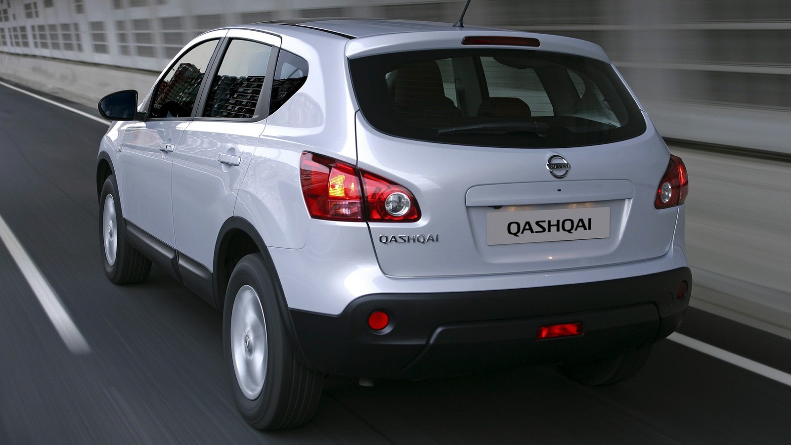 На фото: Nissan Qashqai 