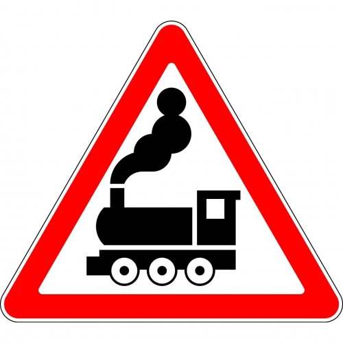 На каком расстоянии от железнодорожного переезда устанавливается этот знак?