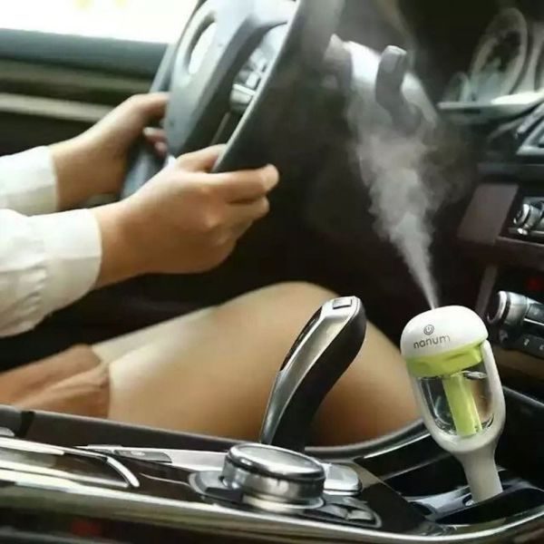 Ароматизаторы и аэрозоли для устранения неприятного запаха в машине