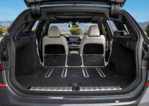 фото багажник BMW 3-Series Touring 2019-2020